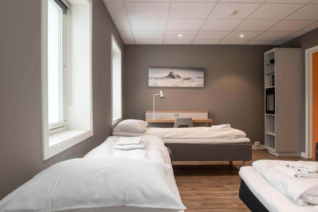 Fast Hotel Сволвер Екстериор снимка