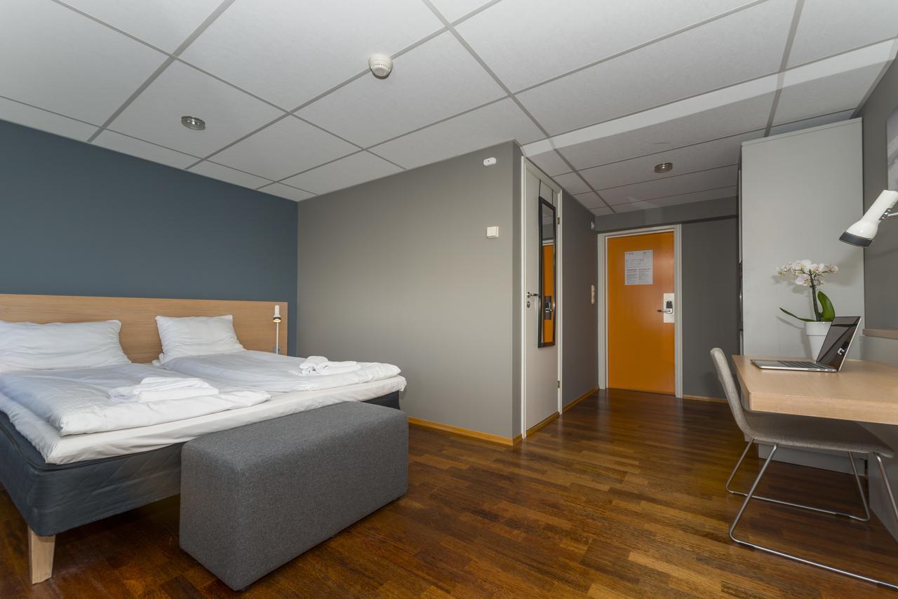 Fast Hotel Сволвер Екстериор снимка