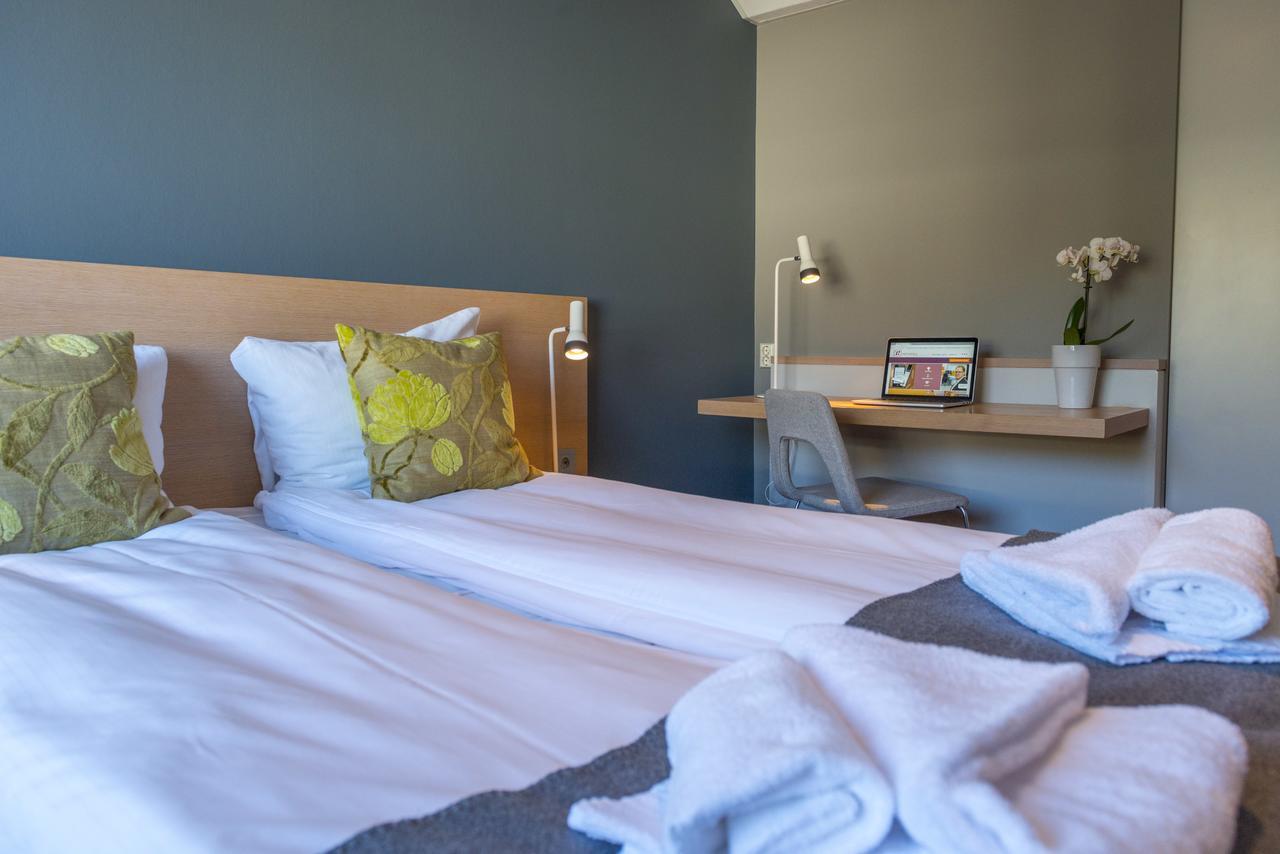 Fast Hotel Сволвер Екстериор снимка