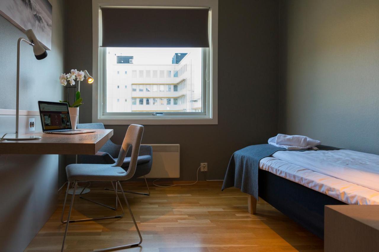 Fast Hotel Сволвер Екстериор снимка